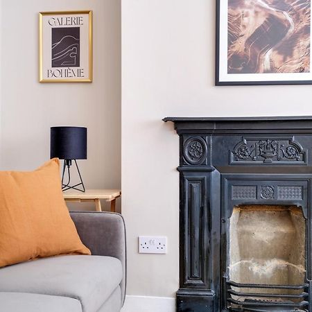 Luxury 3 Bedroom 2 Bathroom House, Fulham By 360Stays London Eksteriør bilde